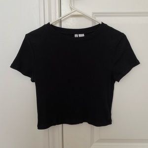 Black Cropped Tee